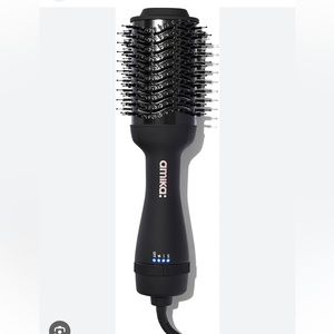 Amika Blow Dryer Brush